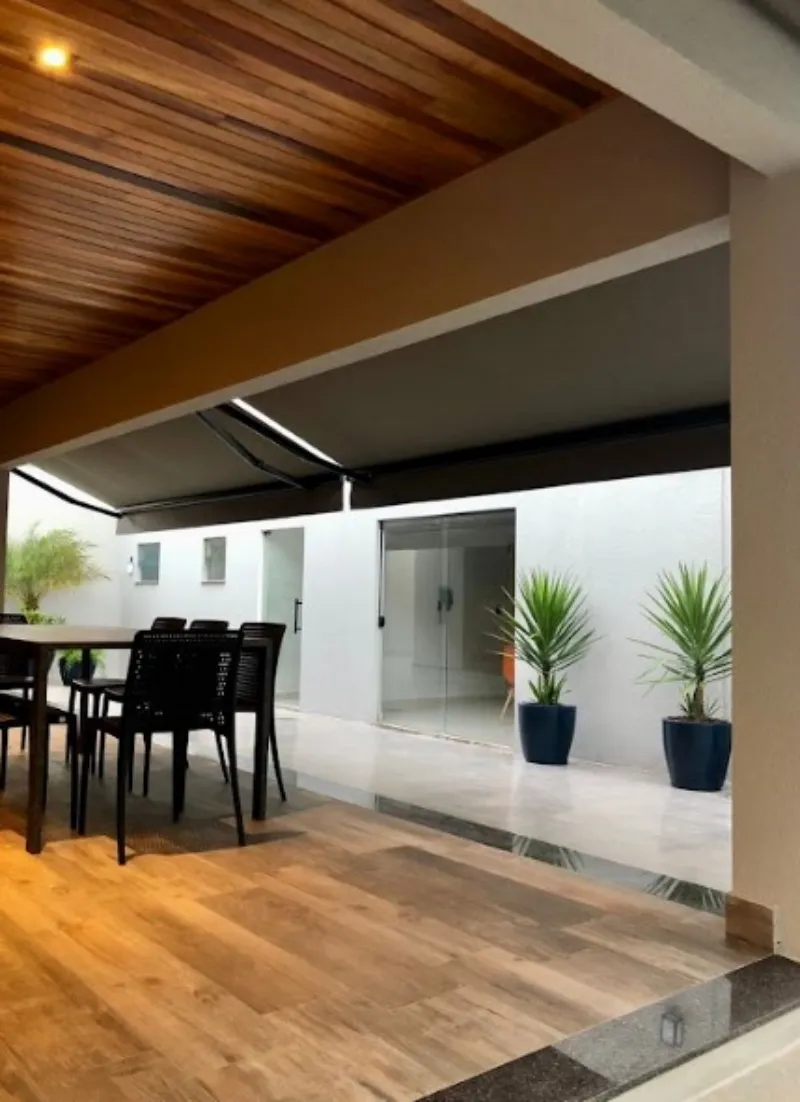 Toldo articulado reforçado