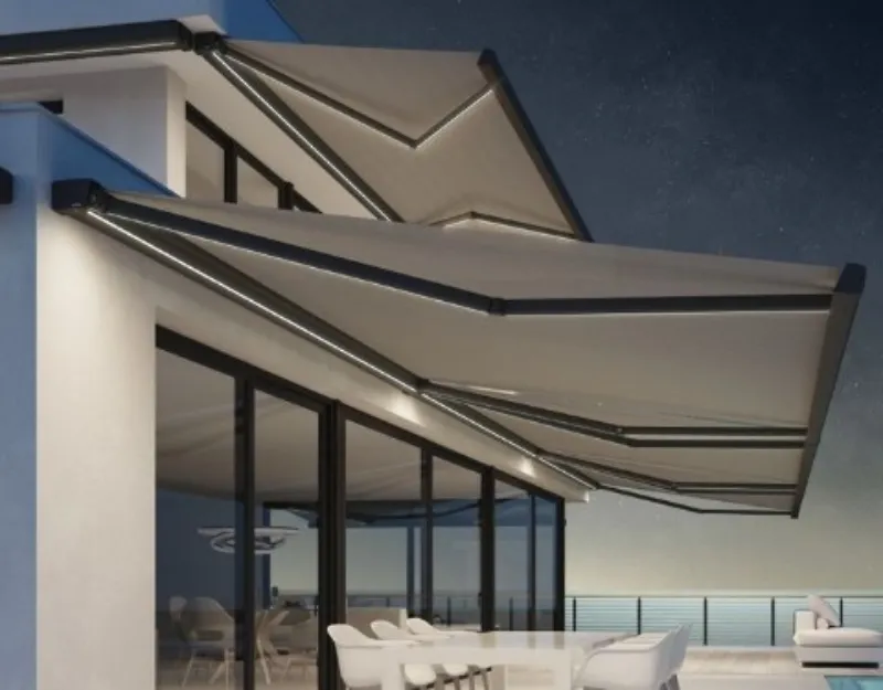 Toldo retrátil articulado no Recreio dos Bandeirantes