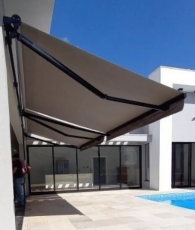 Toldo retrátil automático