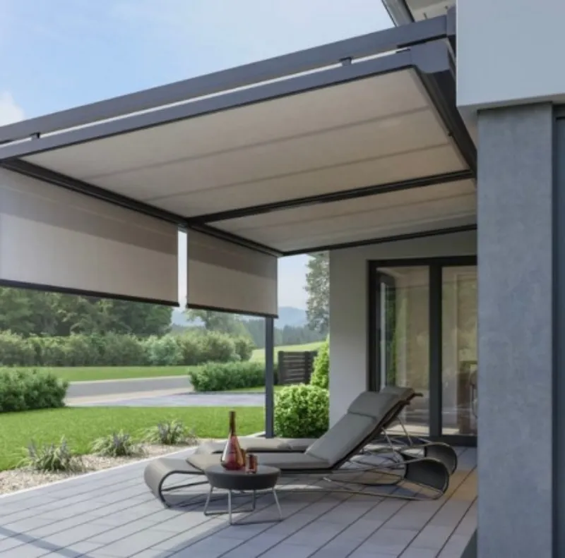 Toldo retrátil sob medida